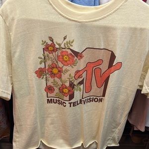 MTV Crop tee